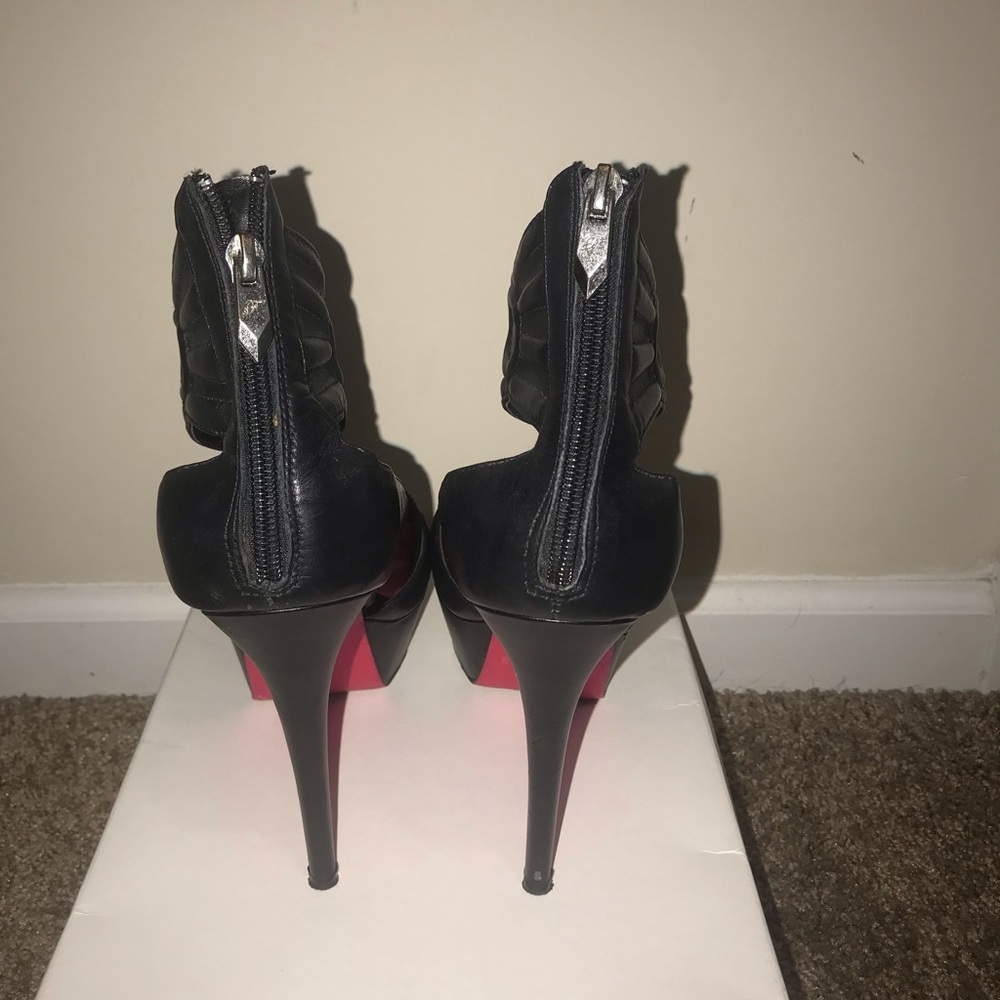 Platform heel